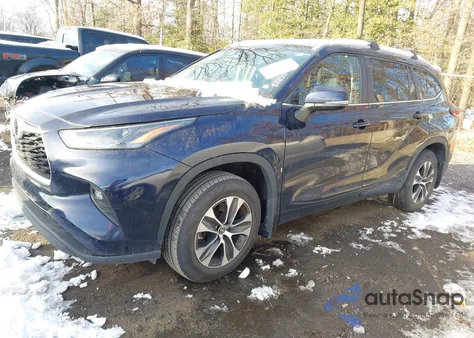 2023 Toyota Highlander Xle из США, поврежденный, VIN 5TDKDRBH8PS040256